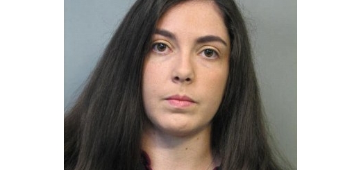 دستگیری معلم زن که با پسر 16 ساله رابطه جنسی داشت