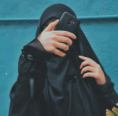 عکس پروفایل دختر چادری سلفی با گوشی