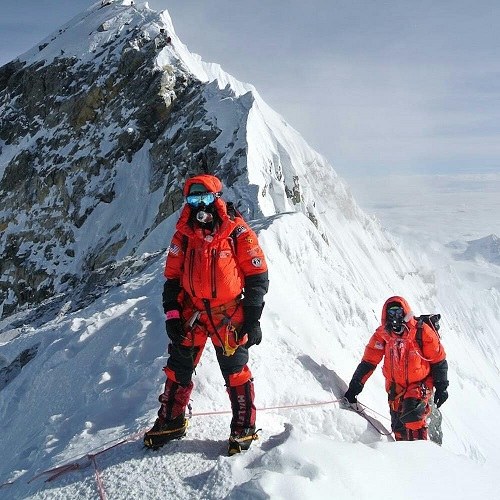 عکس کوه اورست در زمستان