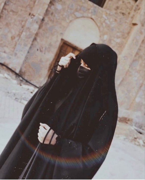 عکس دختر با چادر عربی برای پروفایل