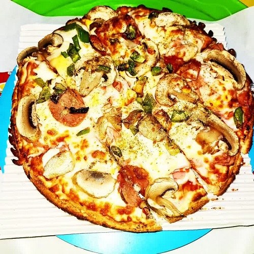 عکس پیتزا برای پروفایل زیبا