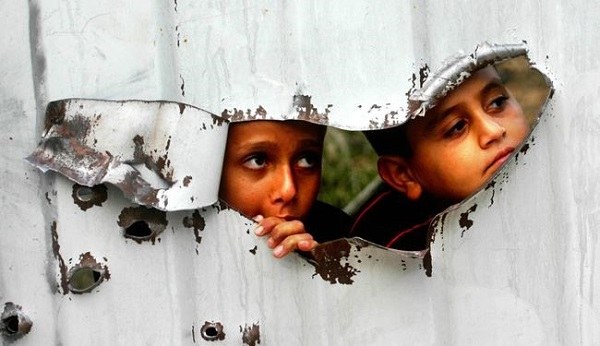 تحقیق درباره کودکان فلسطینی