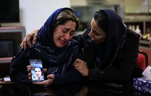  اشک و اندوه خانواده‌های دریانوردان نفتکش حادثه دیده سانچی 