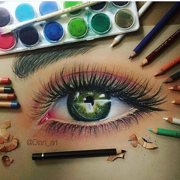 عکس نقاشی شده از دختر چشم سبز خوشگل