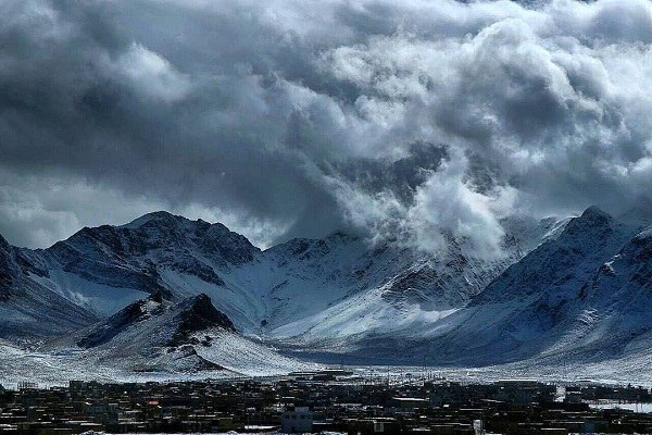 عکس از کوه های شهر فریدن در زمستان