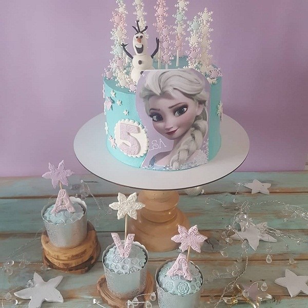 عکس کیک تولد دخترانه فانتزی