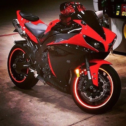 عکس پروفایل موتور سیکلت قرمز